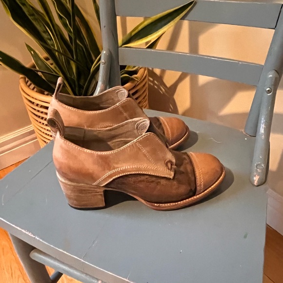 Freebird “Catalina” Shoes - Picture 2 of 7